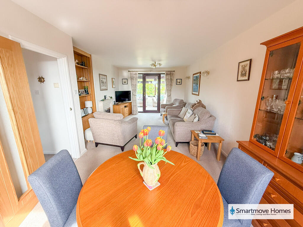 Pine Close, Ripley photo 4
