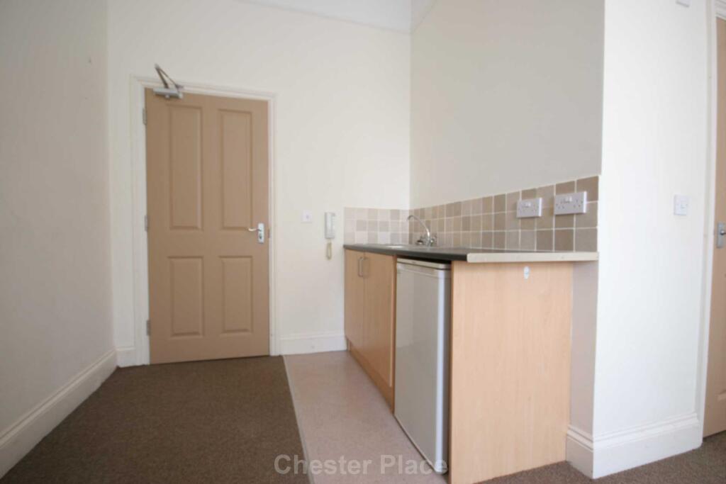 Apartment in Chester, Northgate Village, City of Chester - View 5