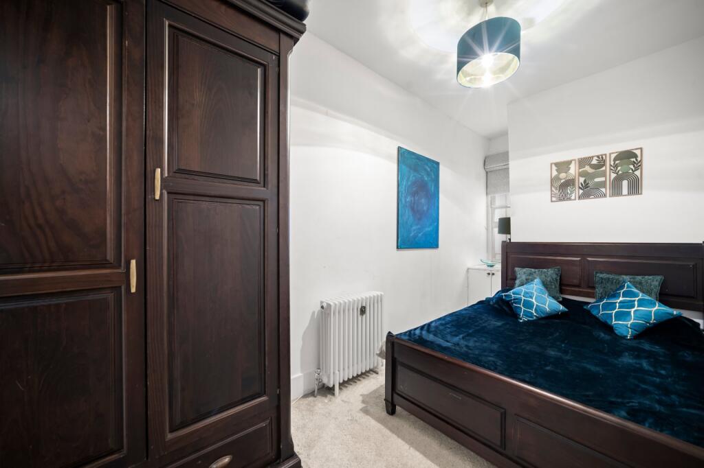 Apartment in London, Kensington - View 5