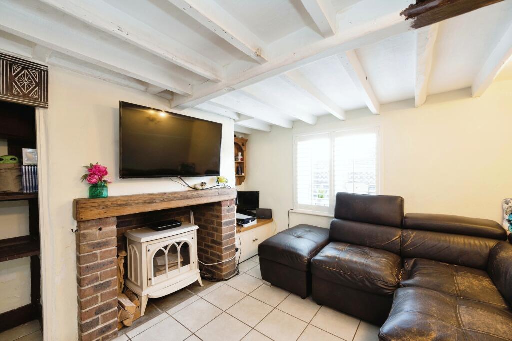 House in Portsmouth - View 5