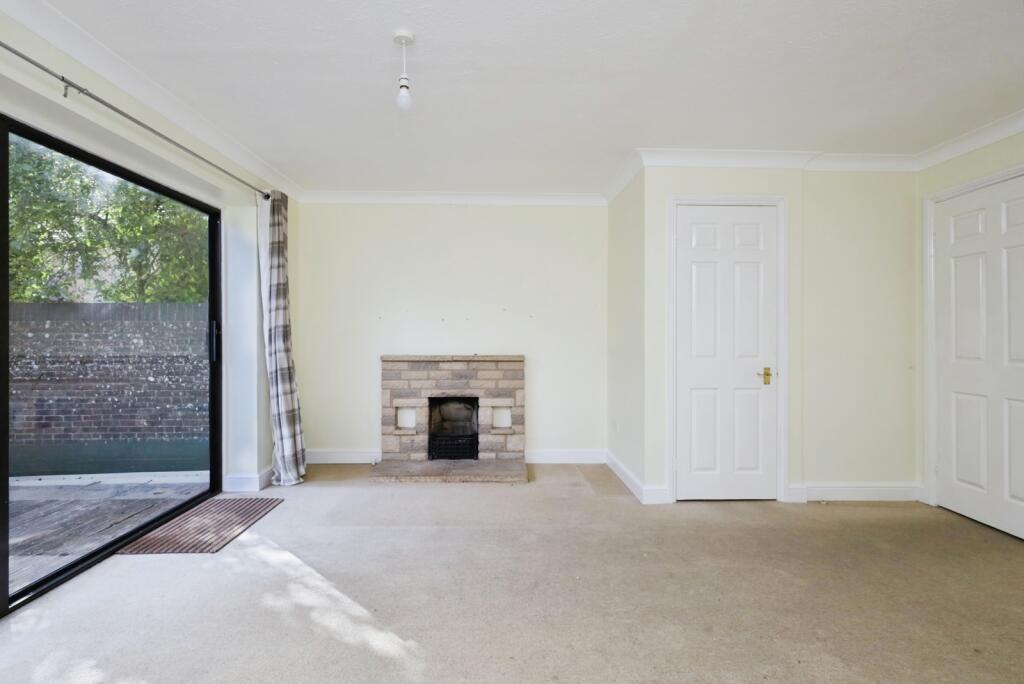 House in Wealden, Heathfield and Waldron - View 3