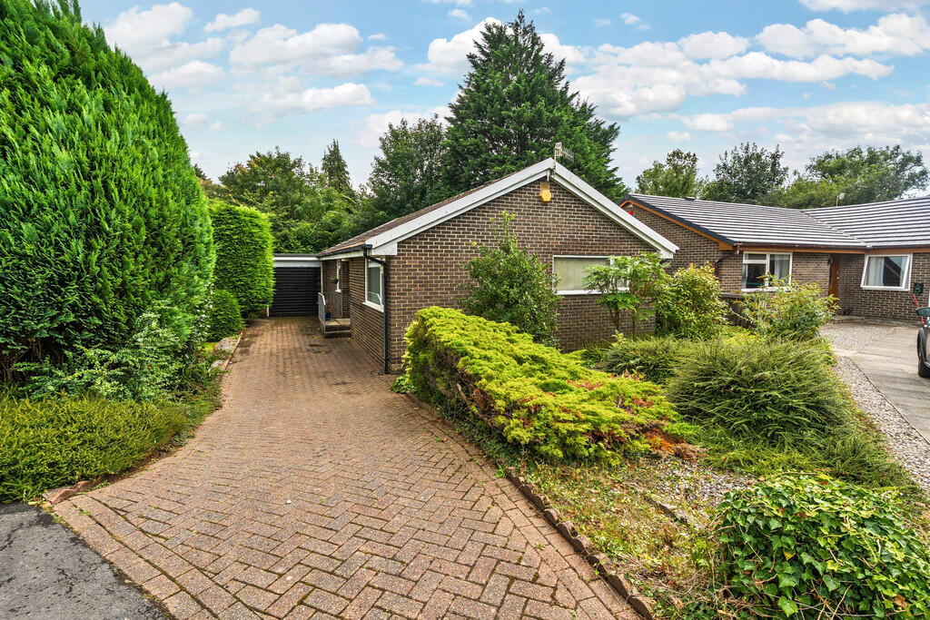 Main image of property: 12 Redmayne Drive, Carnforth, Lancashire, LA5 9XA