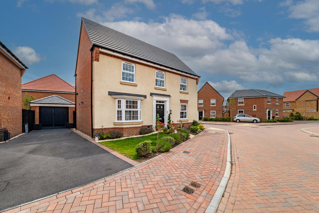Main image of property: Lysander Place, Fernwood, Newark, Nottinghamshire