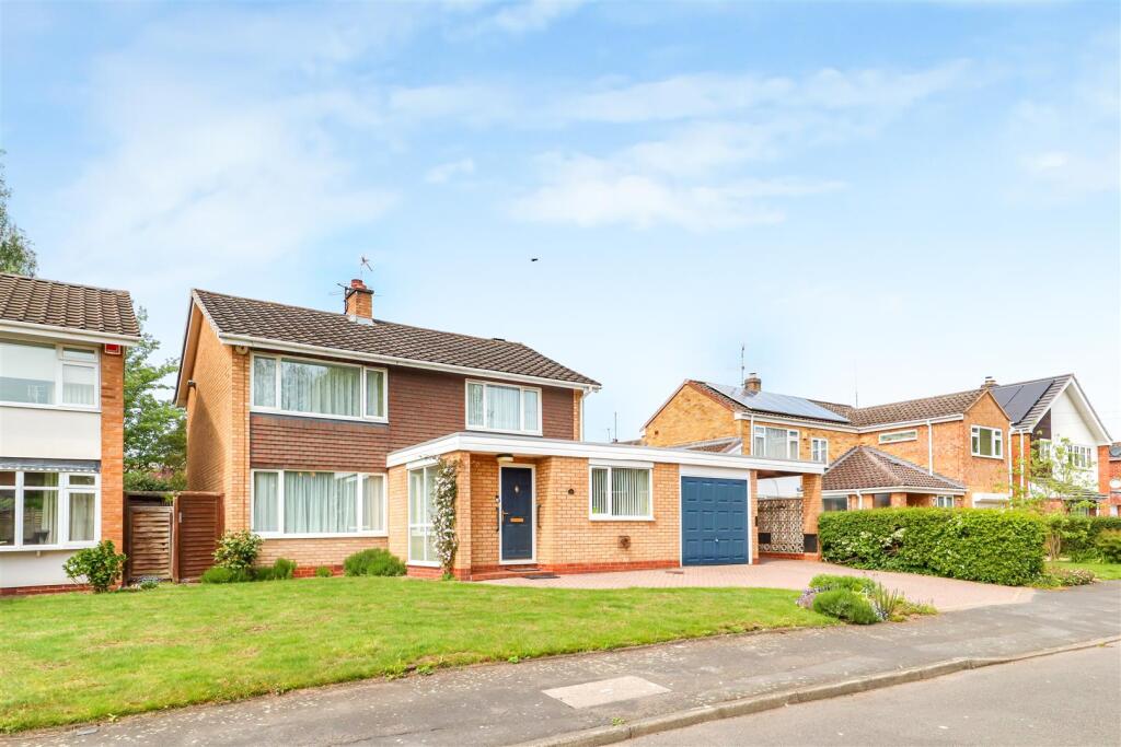 Main image of property: Amherst Road, Kenilworth