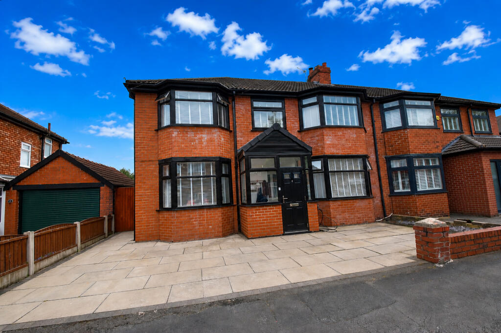 Main image of property: Malvern Avenue, Urmston, M41