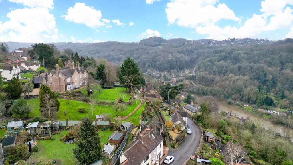 4-bed detached on Church Hill, Ironbridge, TF8, £650,000