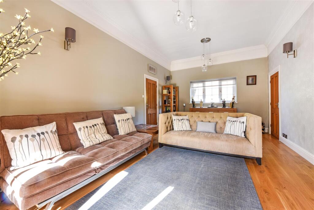 Nyton Road, Westergate photo 3