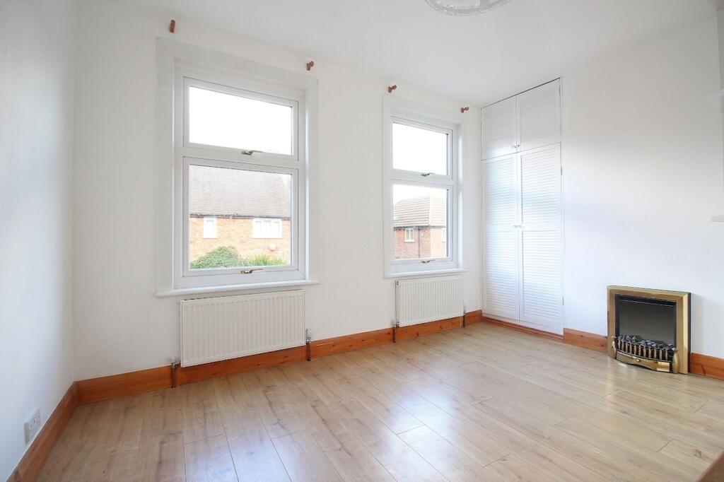 House in Twickenham - View 5