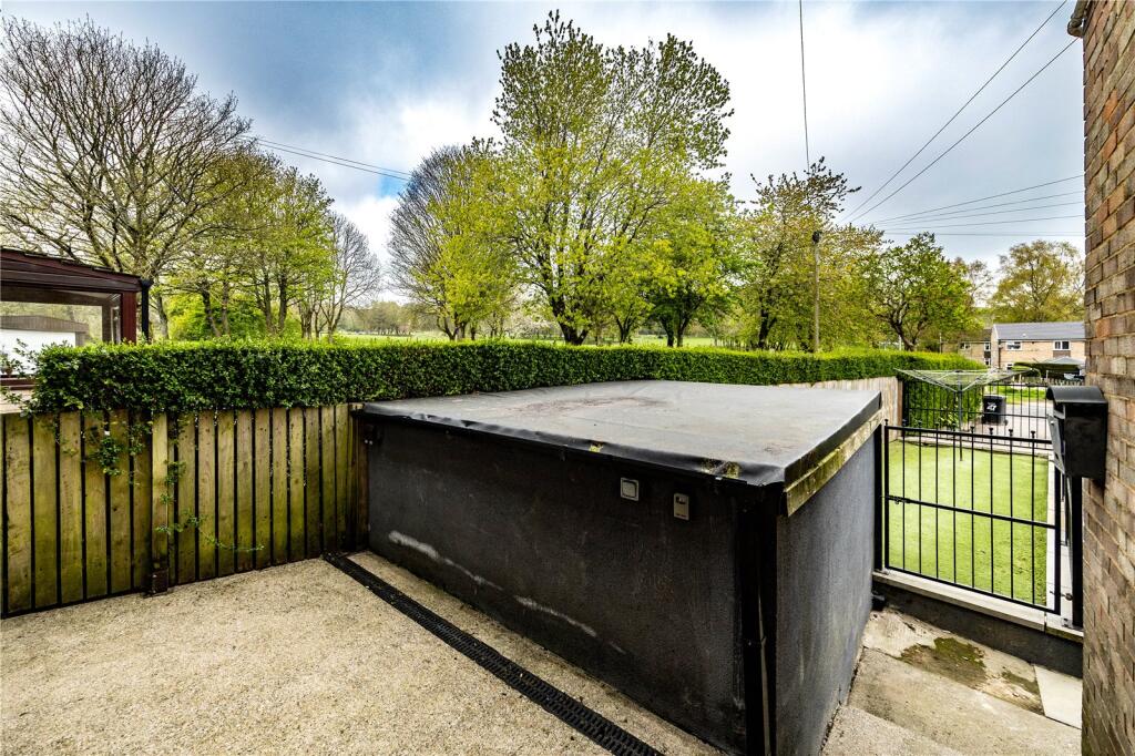 Brickfield Lane, Holmfield, Halifax, HX2 photo 3