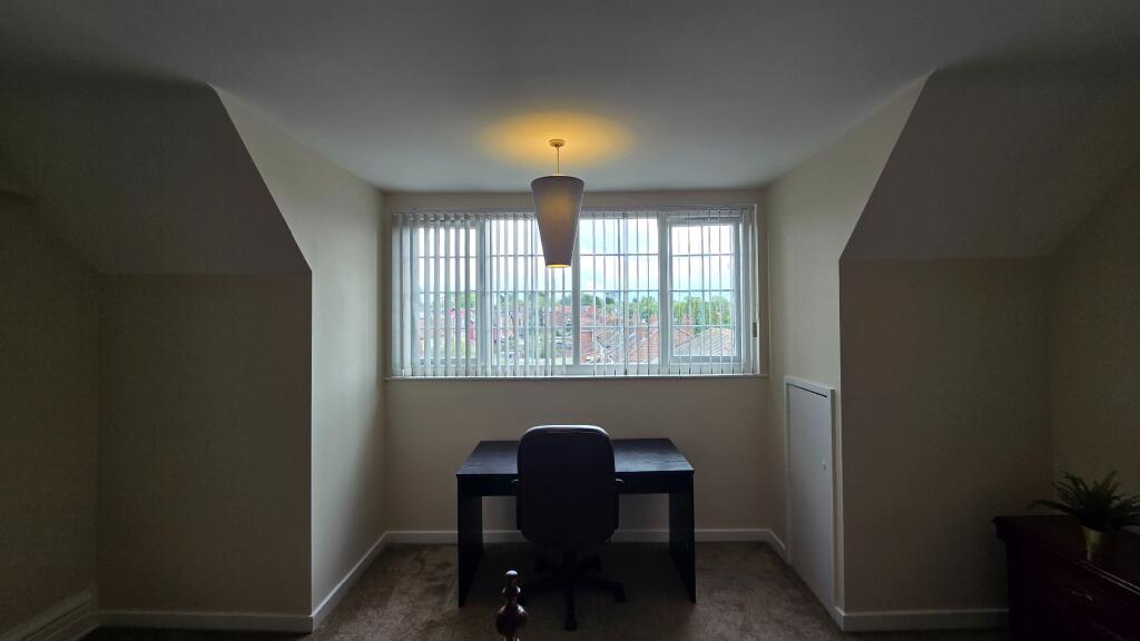 House in Manchester, Greater Manchester - More