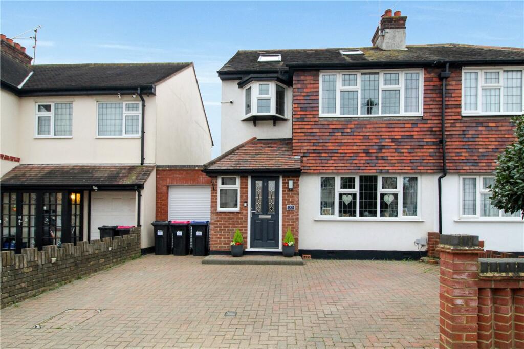 Main image of property: Parkstone Drive, Southend-on-Sea, Essex, SS2