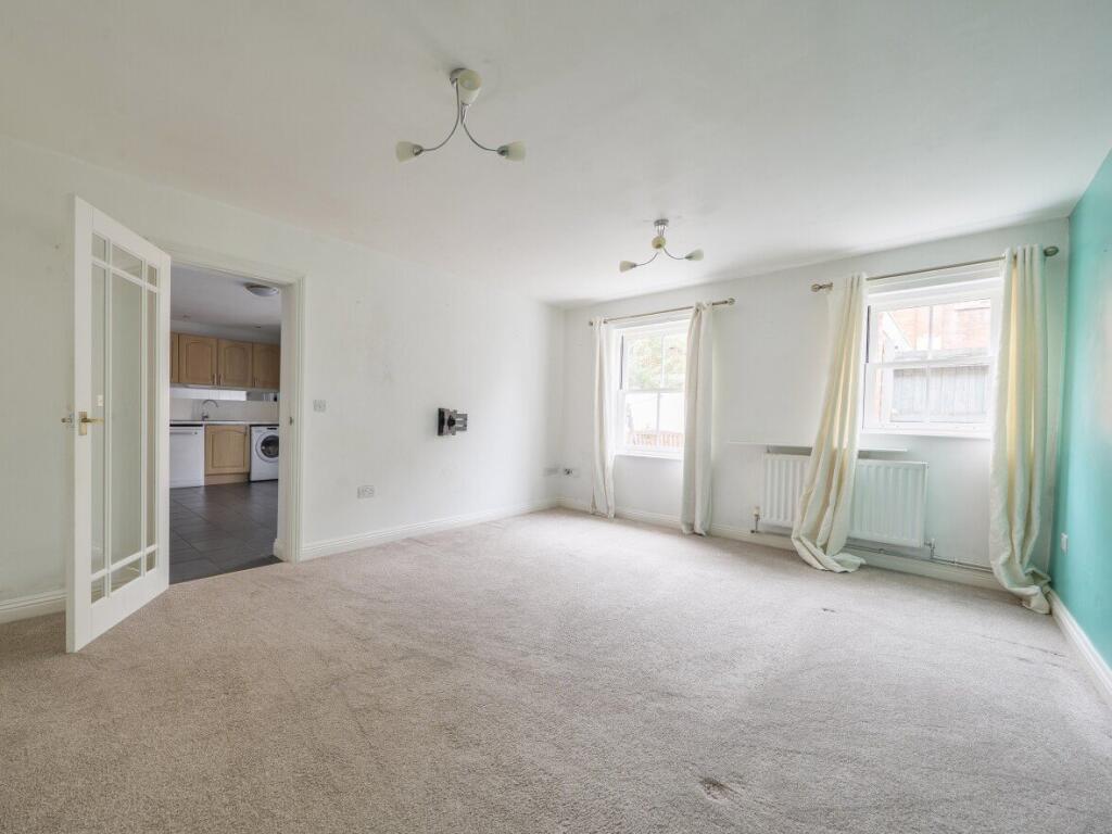 House in Glastonbury, Somerset - View 3