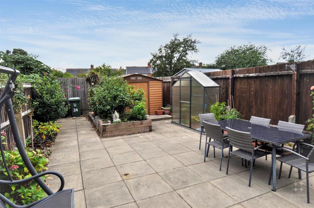 House in Charnwood, Shelthorpe - View 3