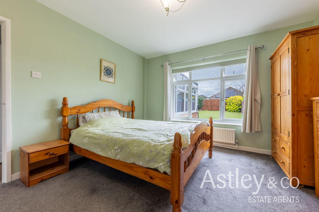Linton Crescent, Sprowston, Norwich photo 4