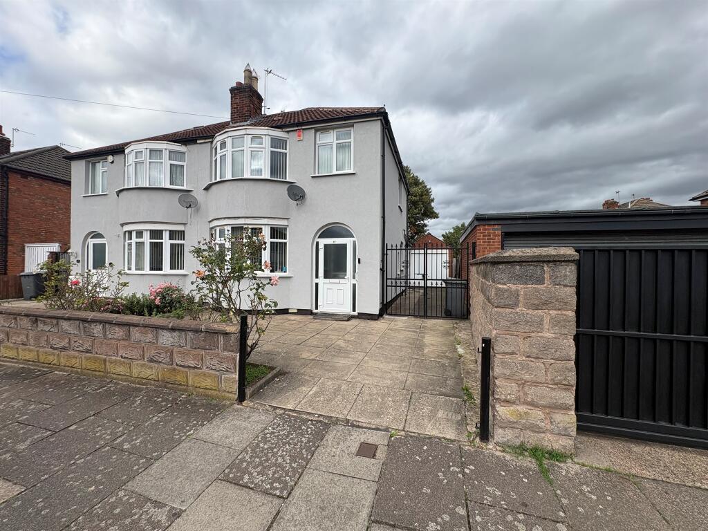3 Bedroom Semi-Detached in LE4 6PF