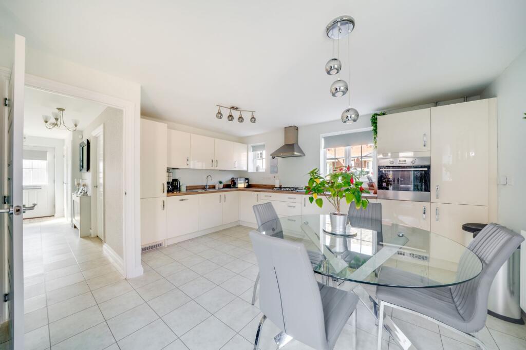 House in Telford - View 3