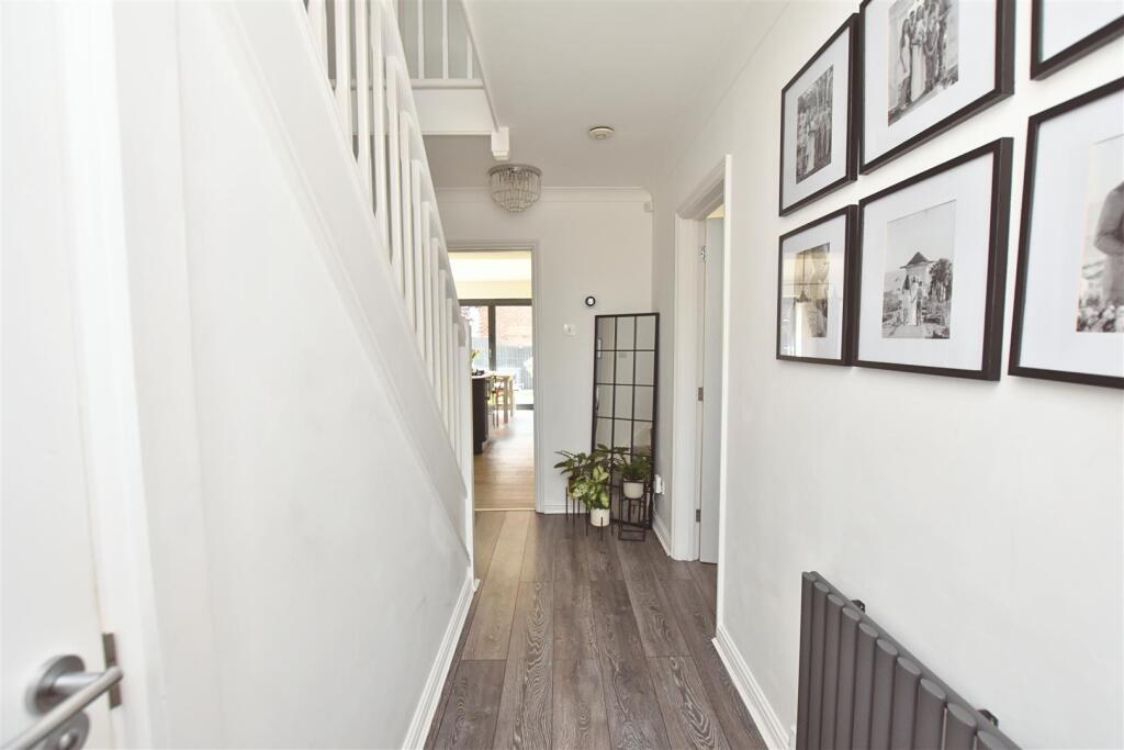 Mount Pleasant Road, South Woodham Ferrers photo 3