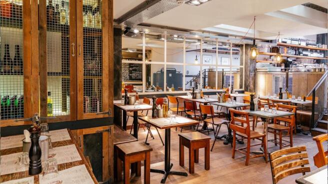 Bermondsey-Internal-Back-2-min.jpg