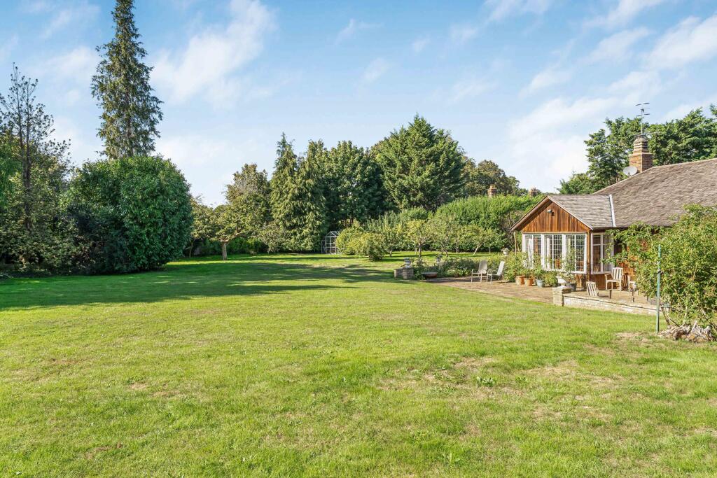 Heath Lane, Godalming, Surrey, GU7 photo 4