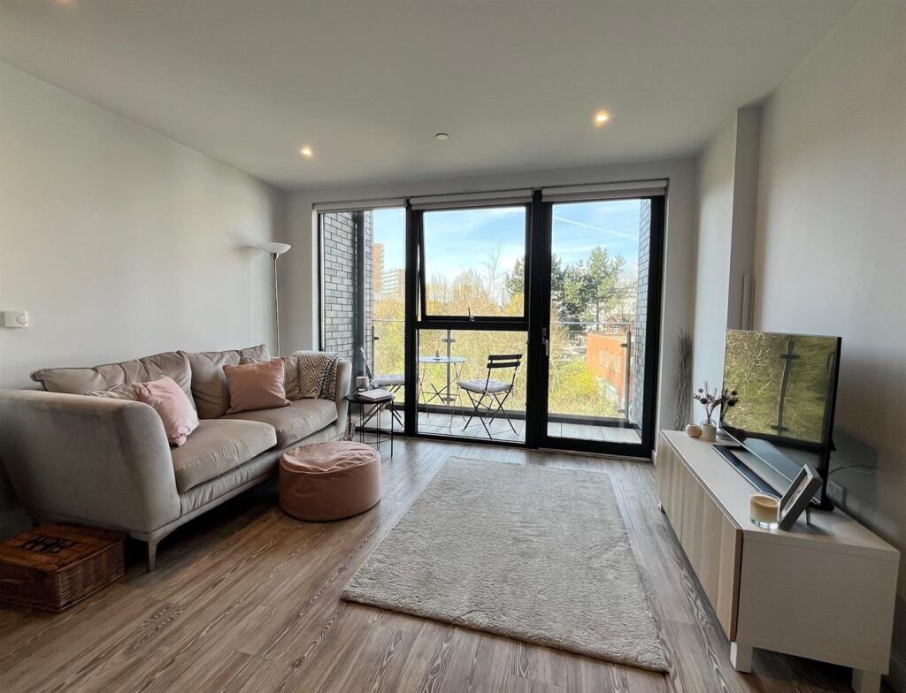 Main image of property: 43 Wilson Building, Potato Wharf