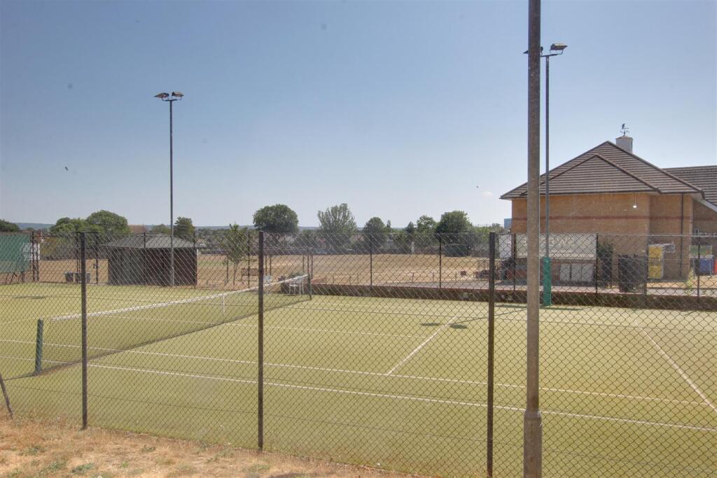 Property photo 11