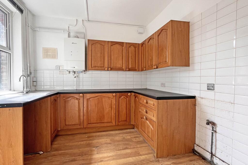 House in Eastbourne, East Sussex - View 3