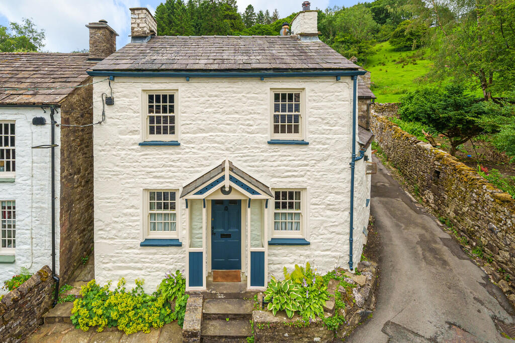 Main image of property: Gardy Cottage, Flintergill, Dent, LA10 5QR