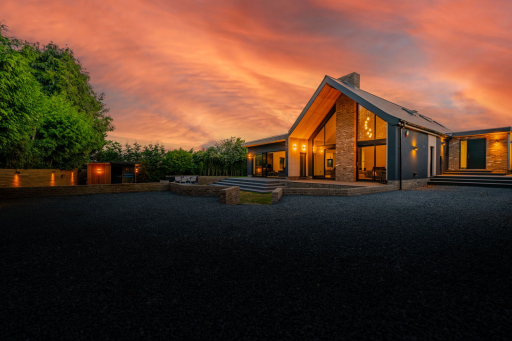 Main image of property: Sellwood Road, Netley Abbey, Southampton, SO31 5BB