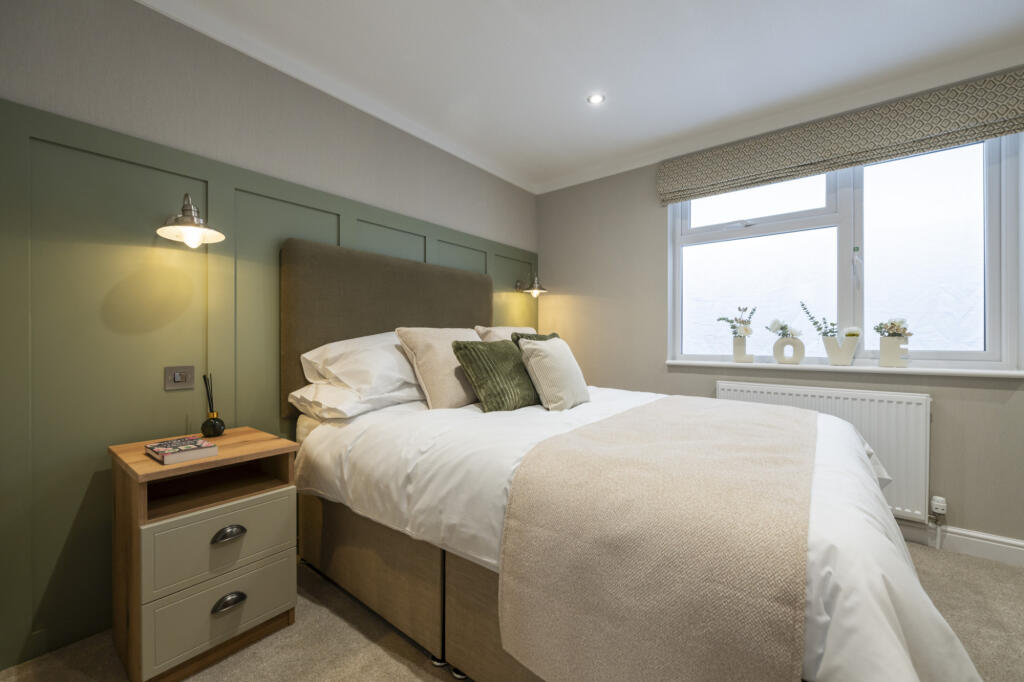 House in Wealden, Pevensey - More