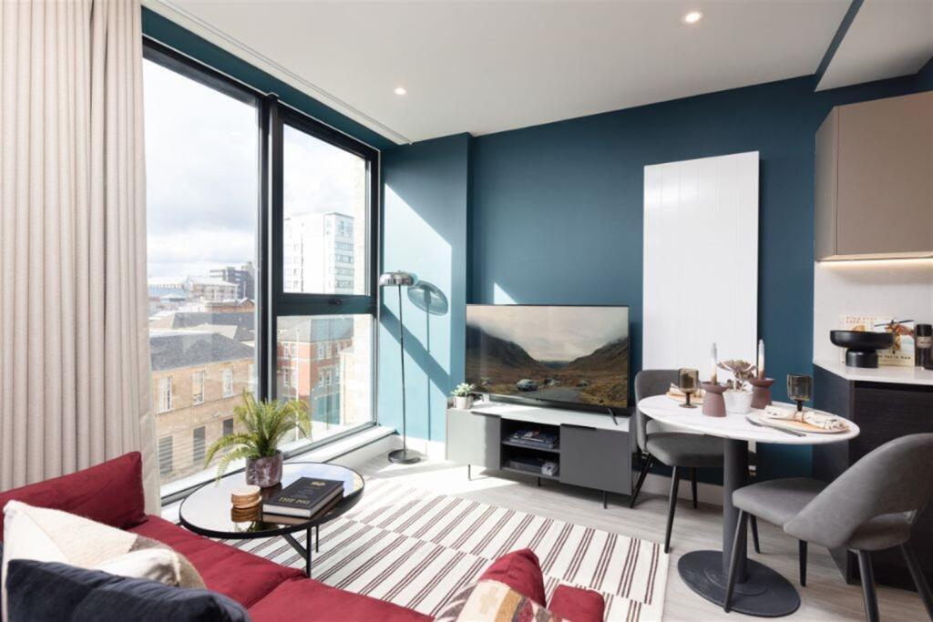 Main image of property: 50 Holland Street, Glasgow, G2 4BA