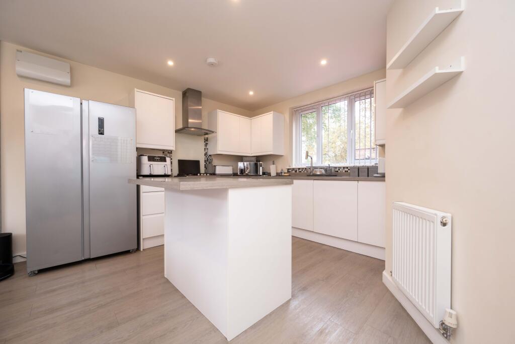 House in Desborough, North Northamptonshire - More
