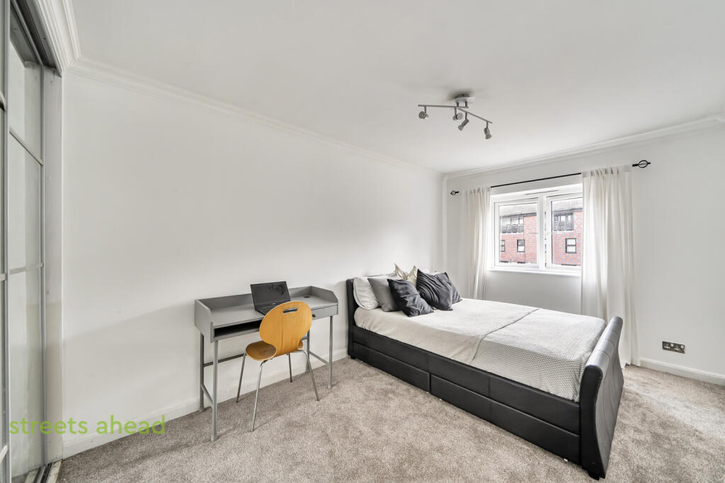 Apartment in London - View 4