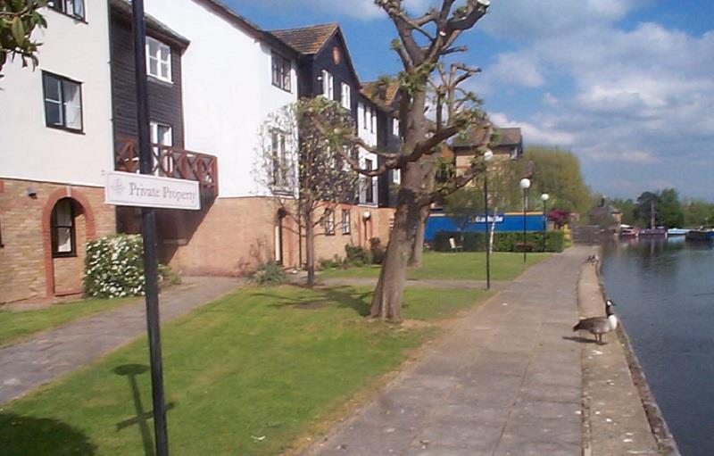 Apartment in Stevenage - View 3