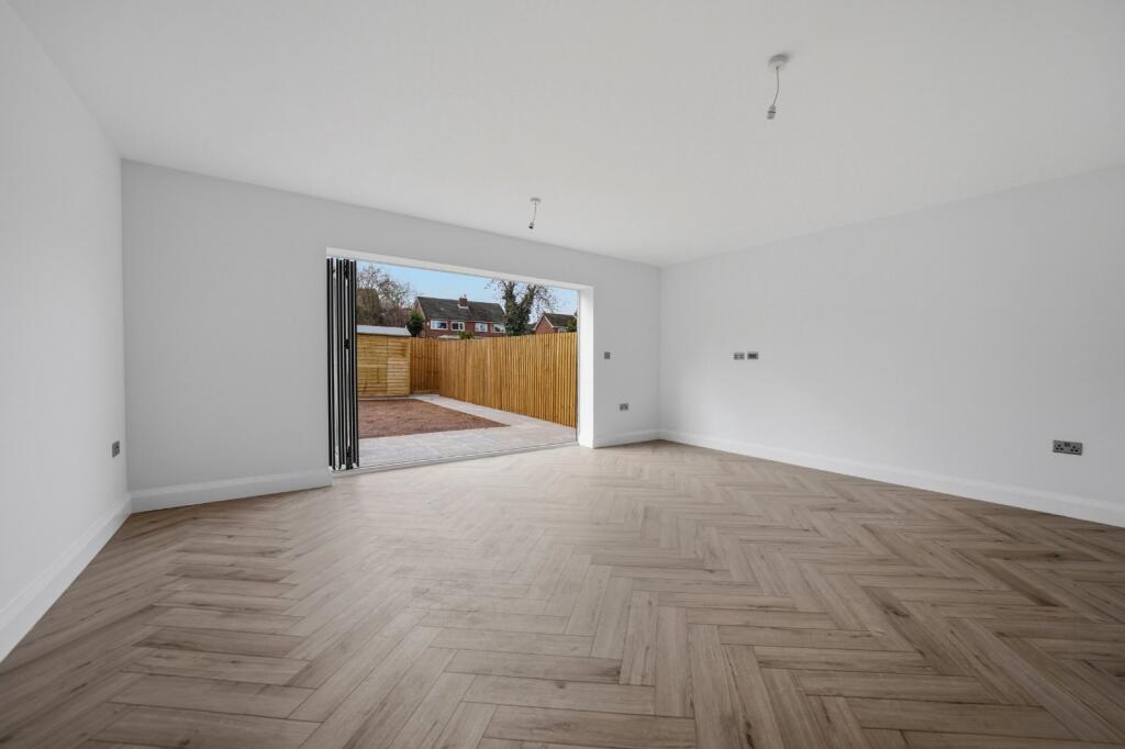 House in North Warwickshire, Water Orton - View 4