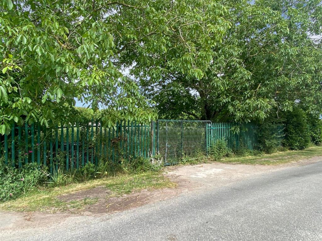 Main image of property: Brownlow Close, East Stoke