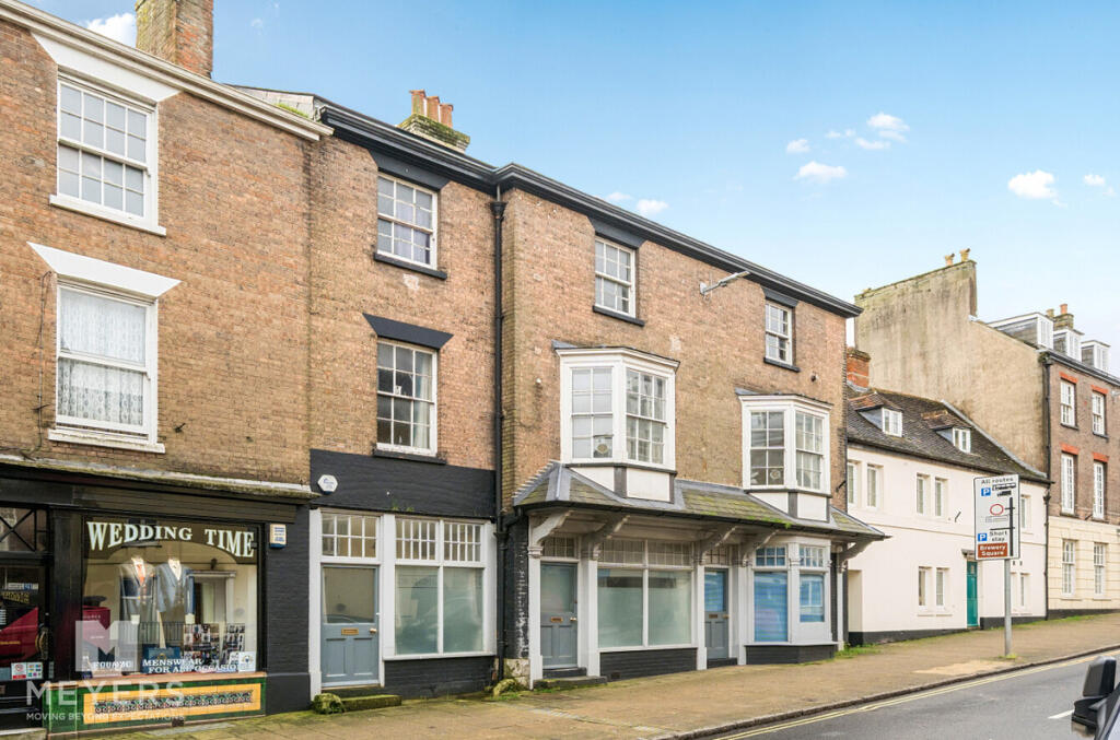 Main image of property: 16 High East Street, Dorchester, DT1 1