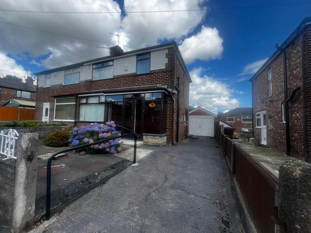 Main image of property: Maldwyn Avenue, Manchester