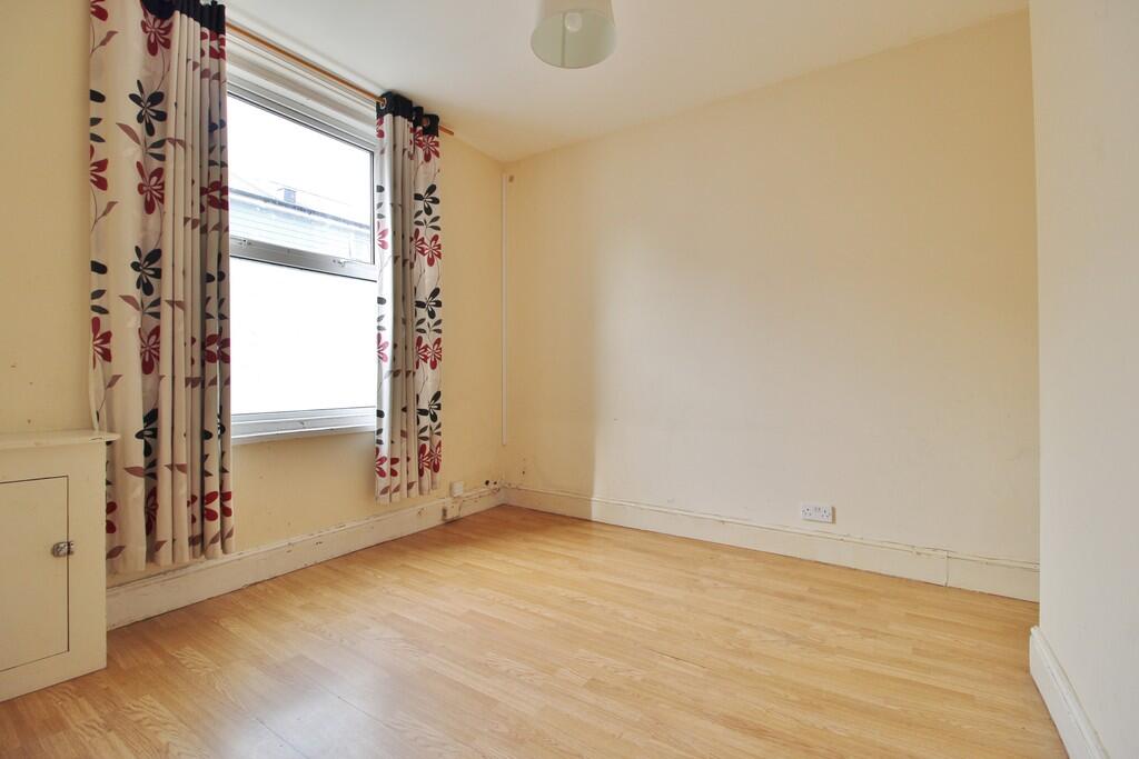 House in Portsmouth - View 2