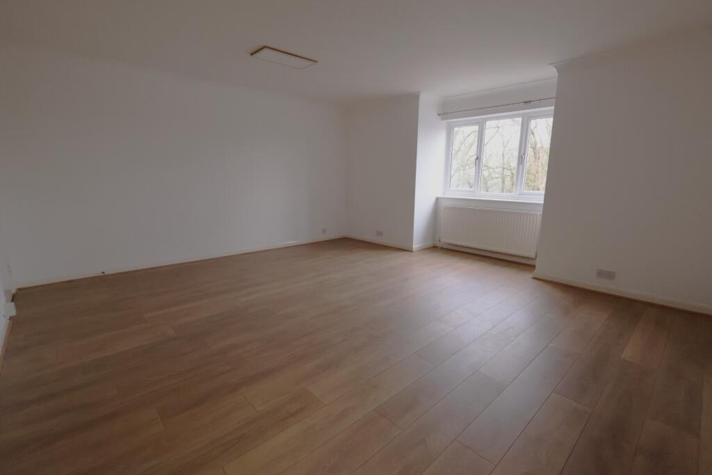 Main image of property: Greyshott Avenue  Fareham  UNFURNISHED