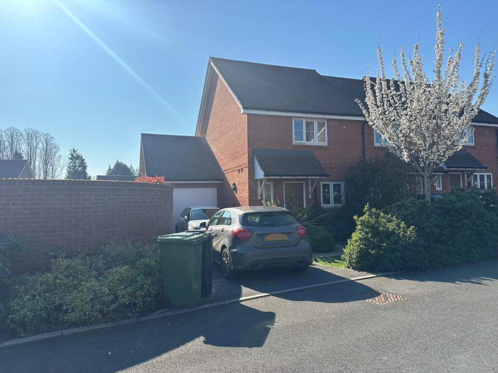 Main image of property: Bay Tree Rise, Sonning Common, Oxfordshire, RG4