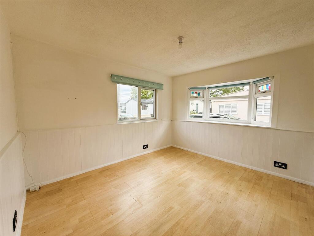 House in York - View 5