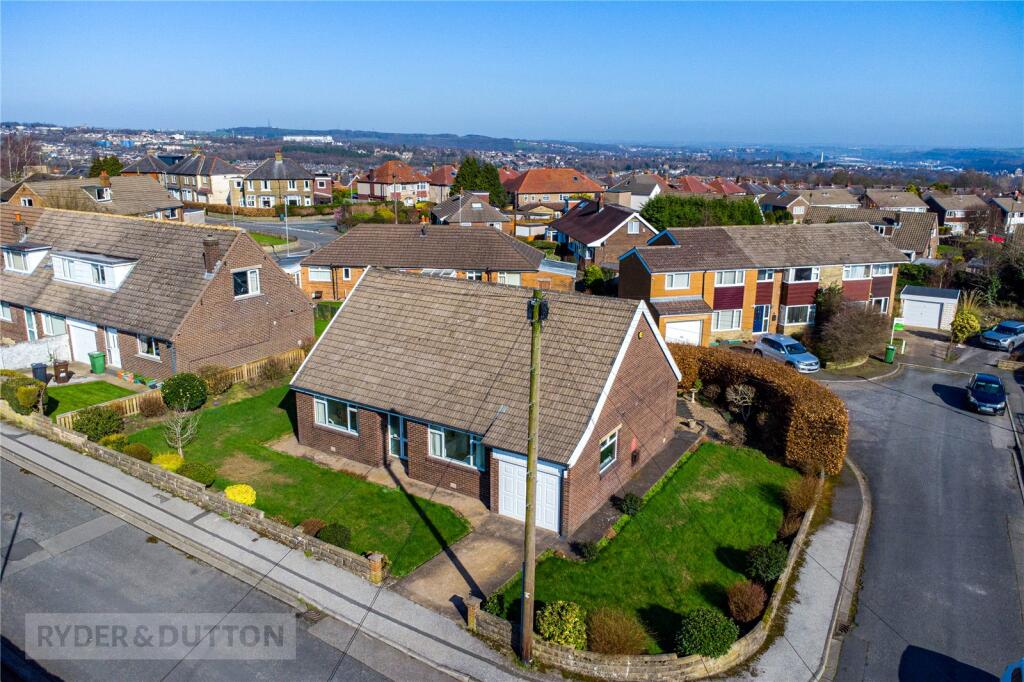 Main image of property: Boothroyd Drive, Crosland Hill, Huddersfield, West Yorkshire, HD4
