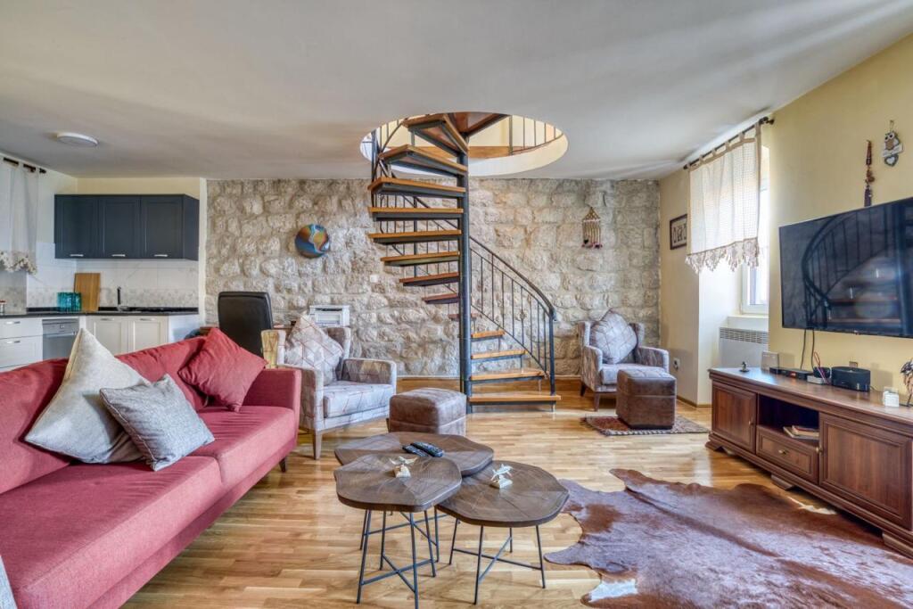 Main image of property: Prcanj