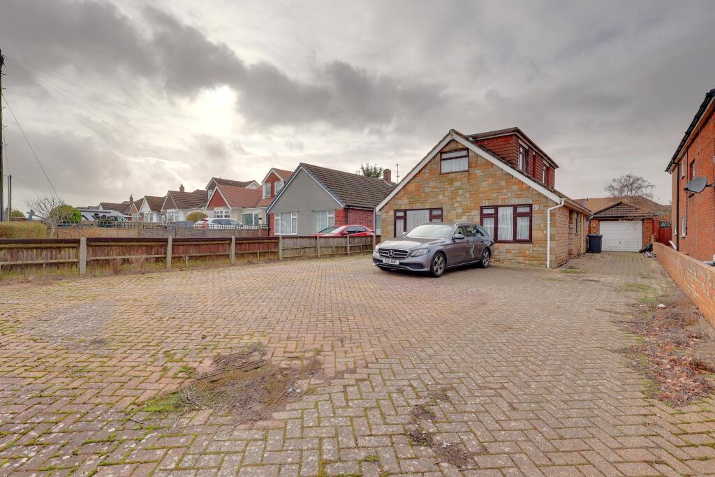 Main image of property: Park Lane, Havant