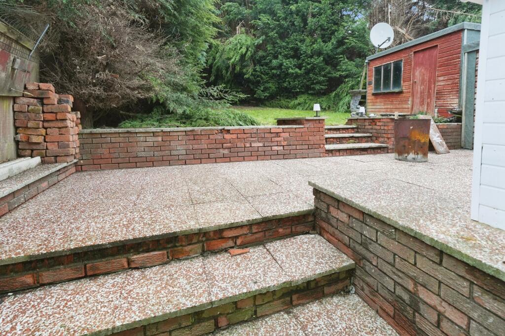 Additional image 4 of The Horseshoe, Oldbury, B68