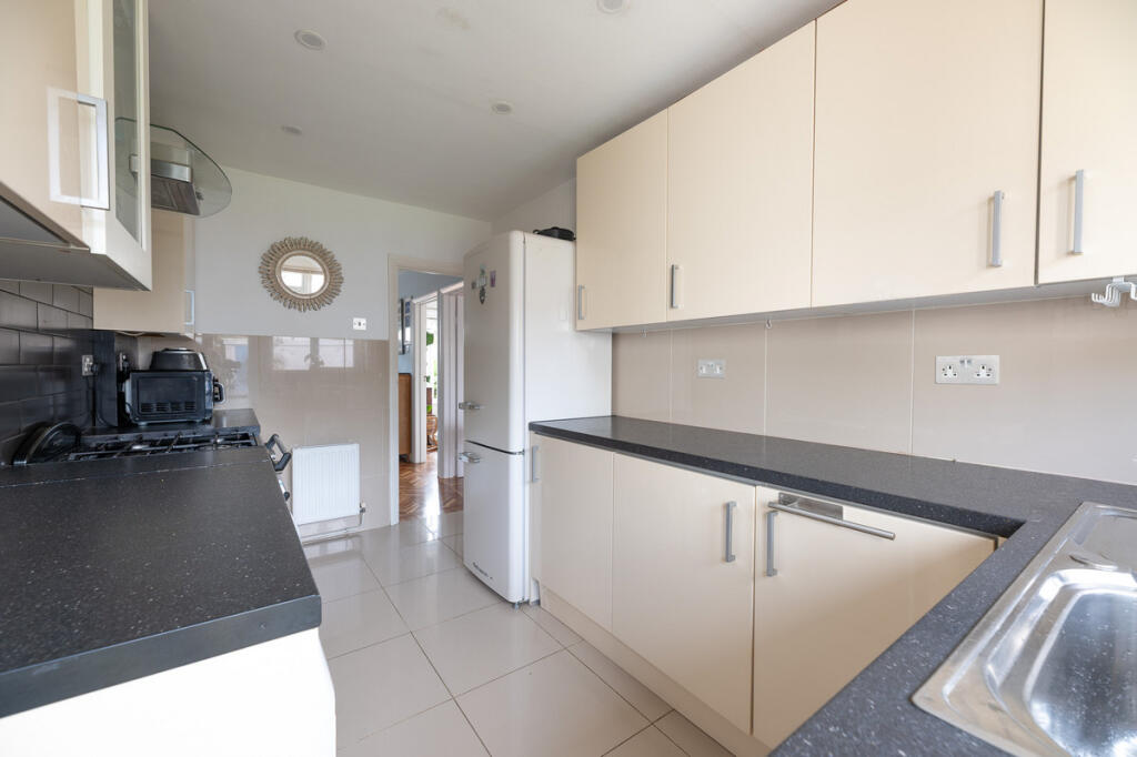 House in Southend-on-Sea, Leigh-on-Sea - View 5