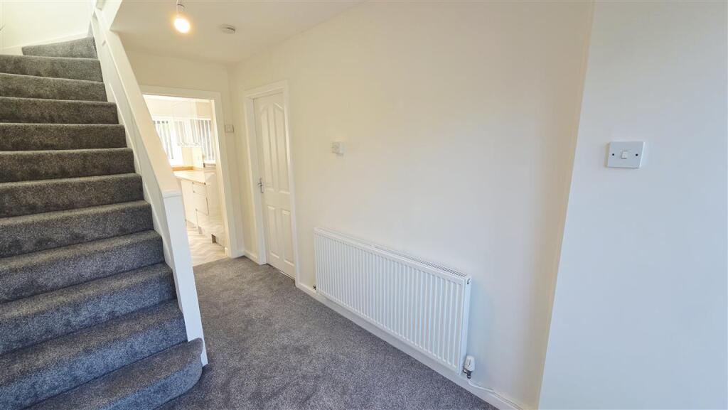 House in Cuddington, Cheshire West and Chester - View 4
