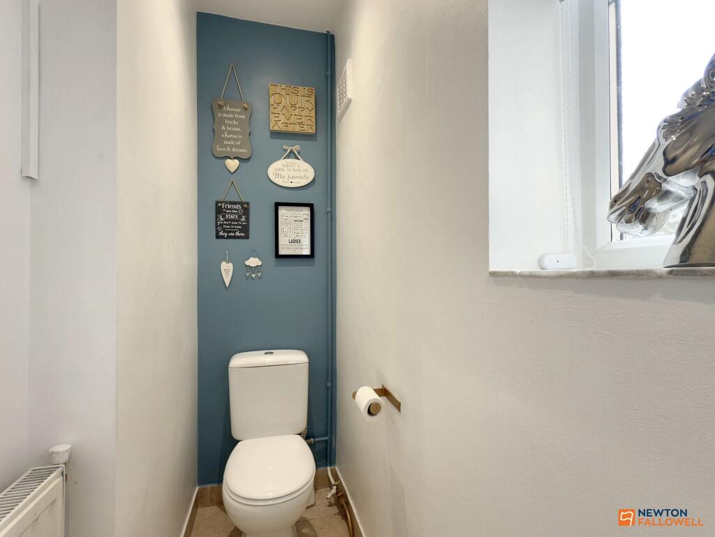 House in North West Leicestershire, Leicestershire - More