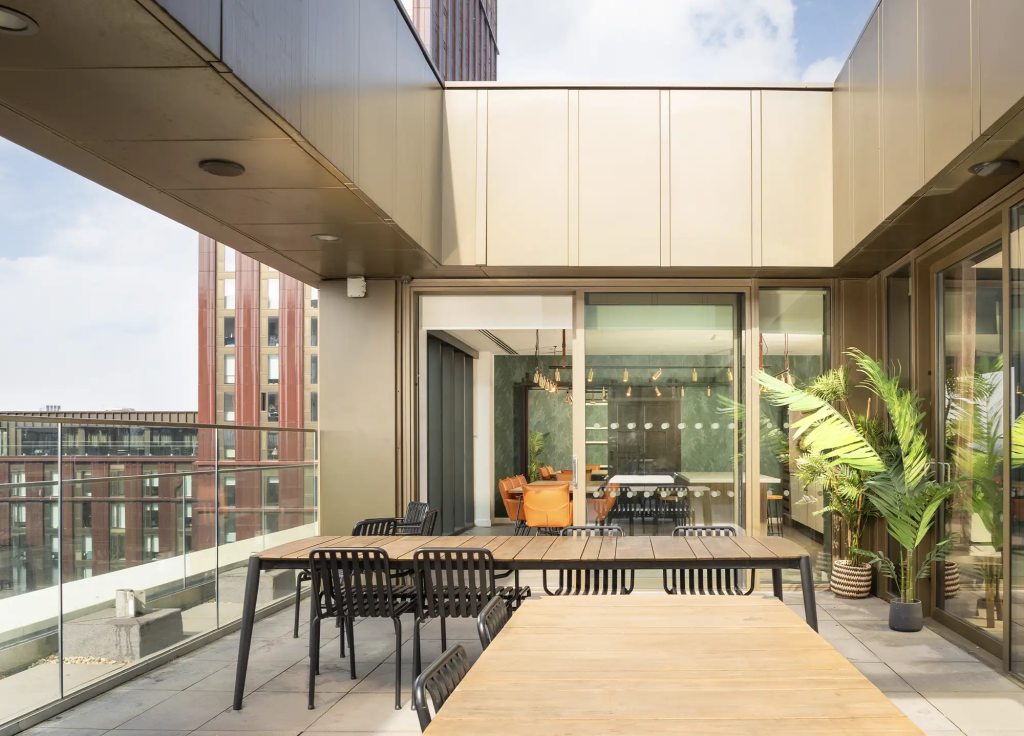 Main image of property: Fully Furnished Homes in Manchester City Centre