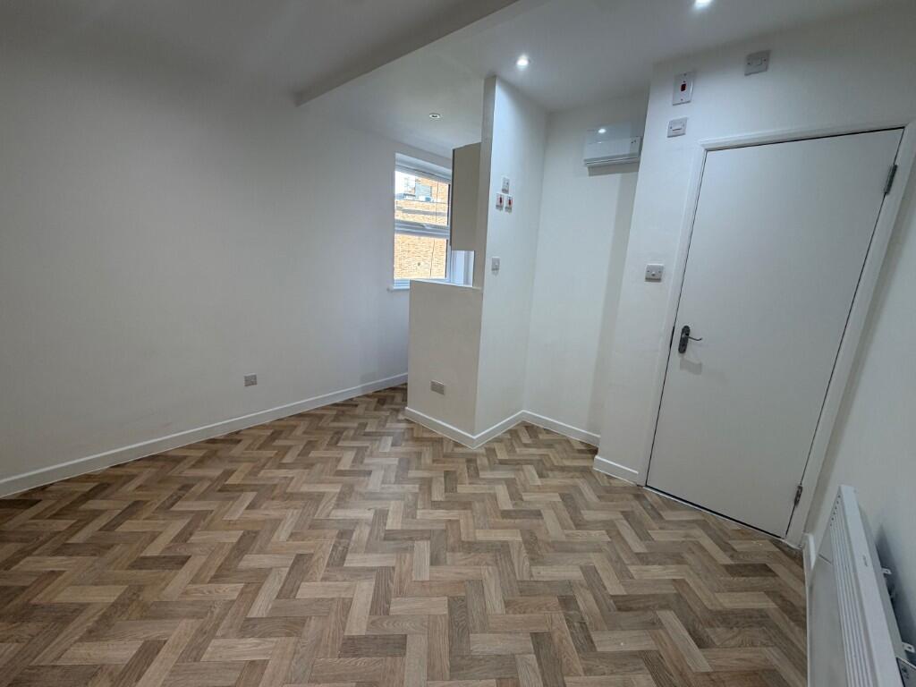 Main image of property: Cheapside, Luton, Bedfordshire, LU1